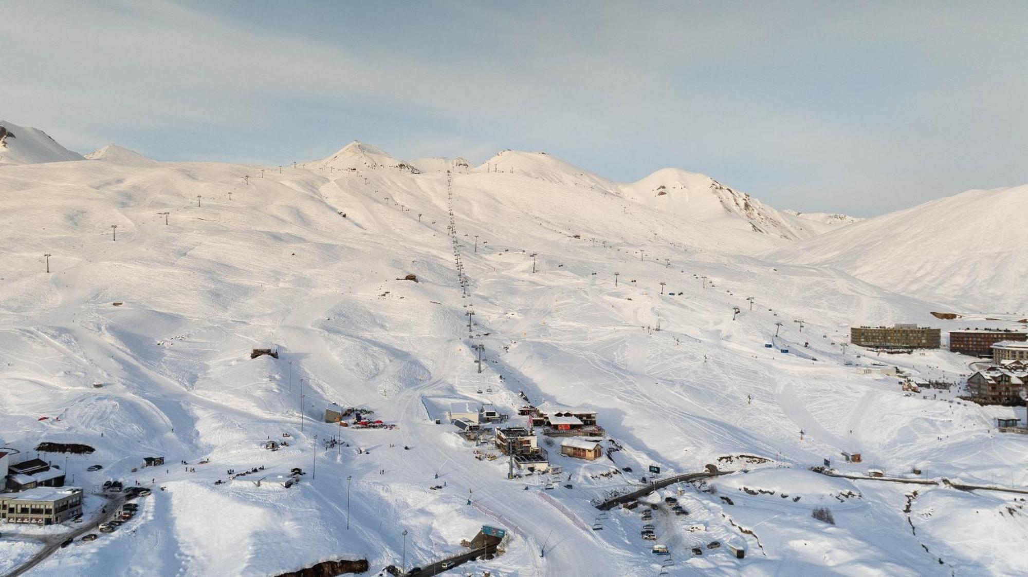 Gudauri Inn Ngoại thất bức ảnh The ski resort of Val Thorens