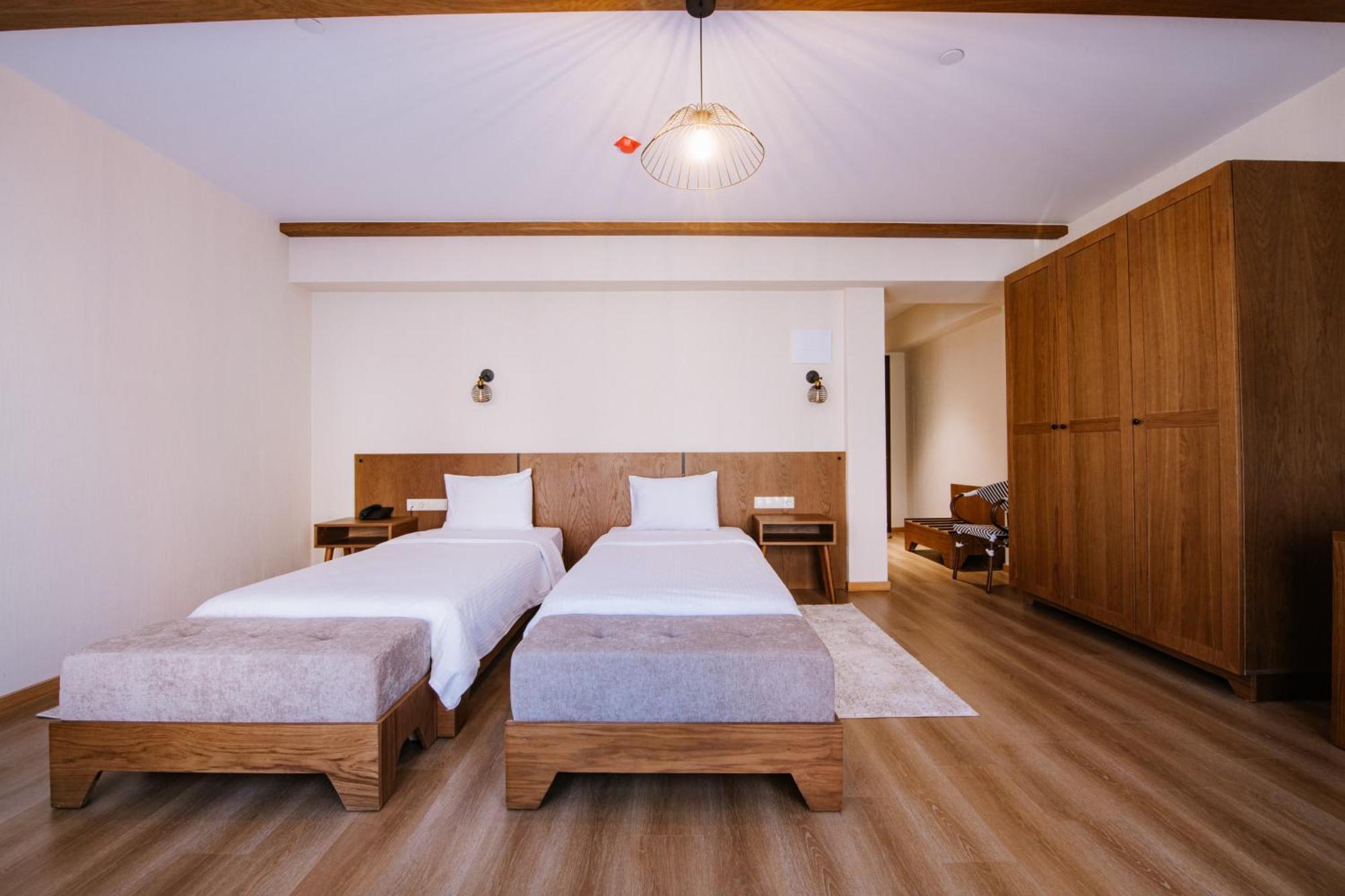 Gudauri Inn Phòng bức ảnh A room at the hotel